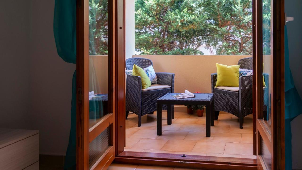Апартаменты Welcomely - The Butterfly House Кала-Гононе Экстерьер фото